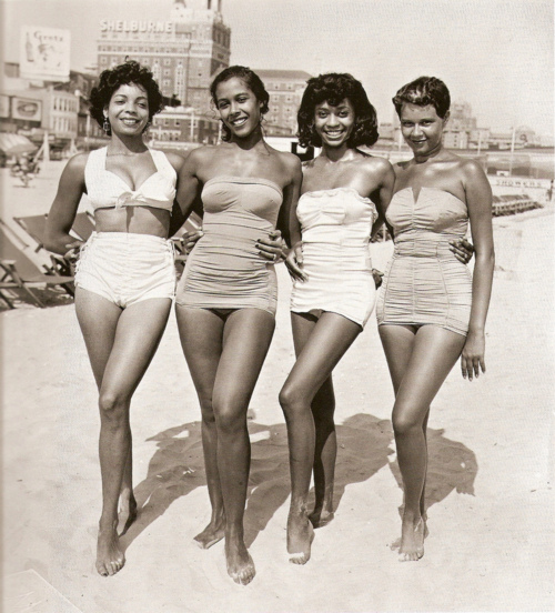 Black Women Pin-ups, Black Women 1950's