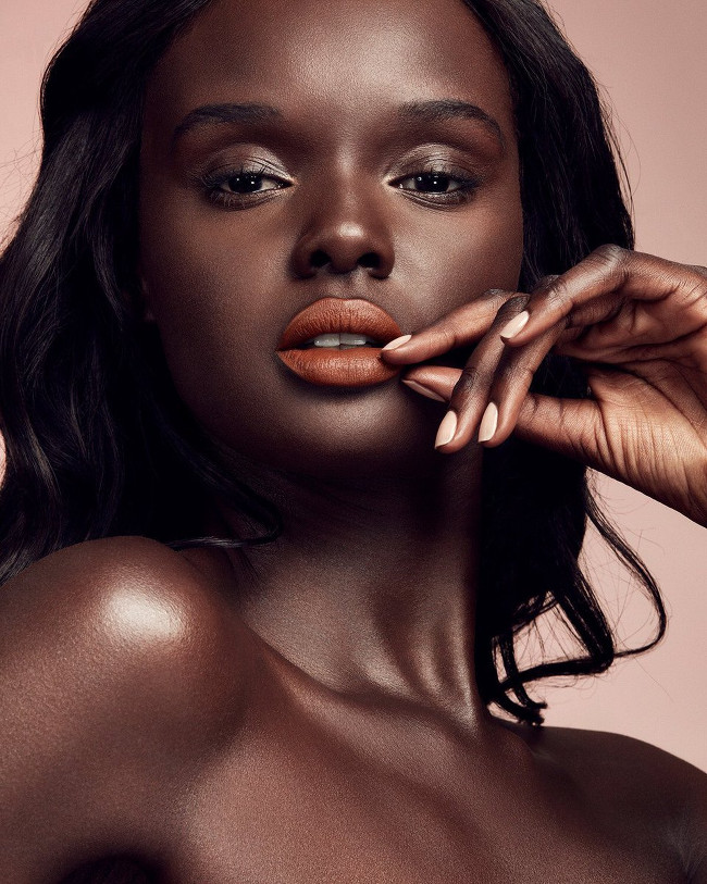 Images. Duckie Thot for Fenty Beauty.
