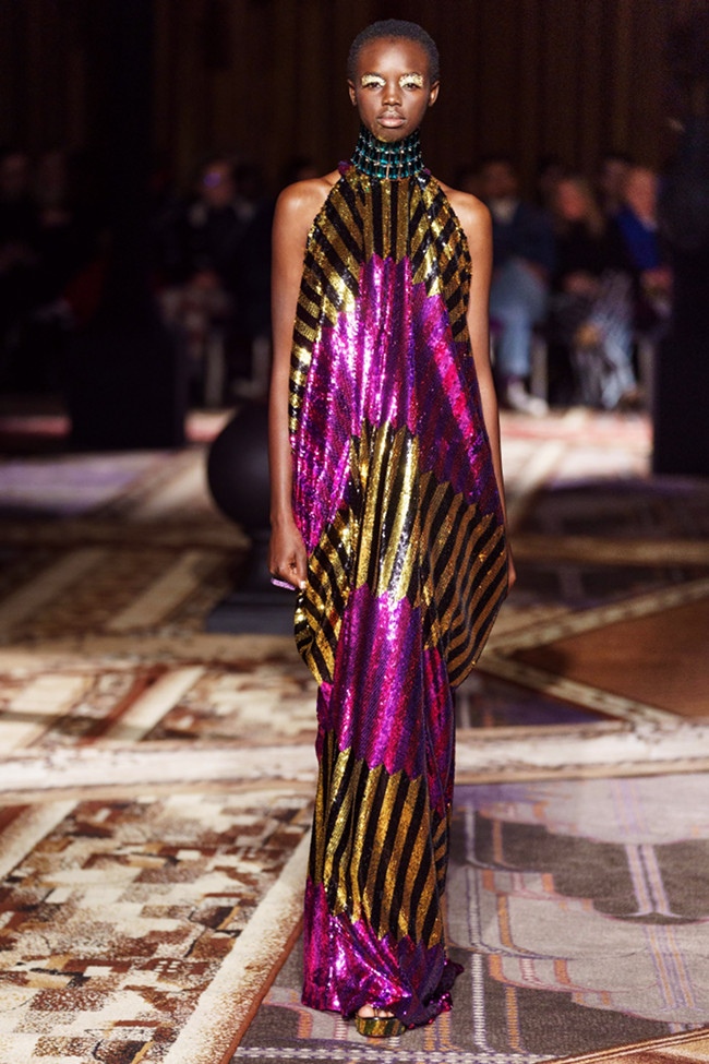 On the Runway. Halpern Fall 2019. | SUPERSELECTED - Black Fashion ...